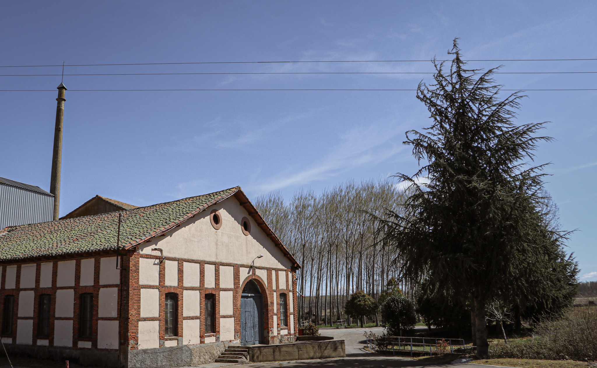 La Fábrica de Harinas — Edificio completo